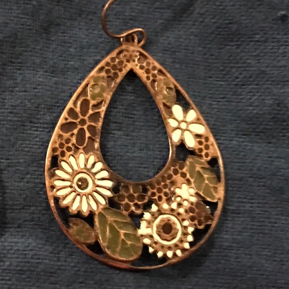 🌻Fun Floral Dangles🌻🌸🌼 - Picture 5 of 7